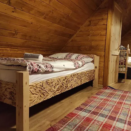 Drevena Chalupka *